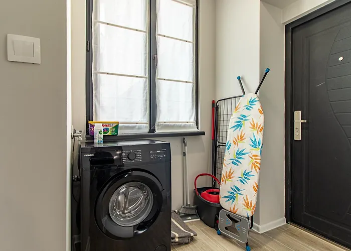 Central: Urban Gem Apartmán